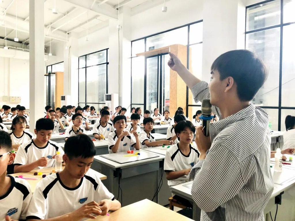 勇于開拓，才能走得更遠(yuǎn)！錦綸中學(xué)研學(xué)回顧